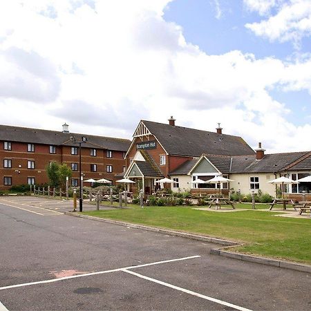 Premier Inn Huntingdon Ngoại thất bức ảnh