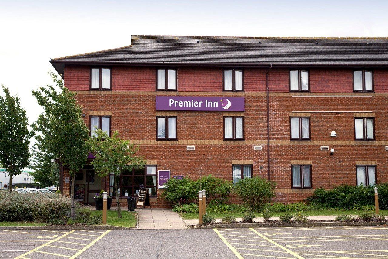 Premier Inn Huntingdon Ngoại thất bức ảnh