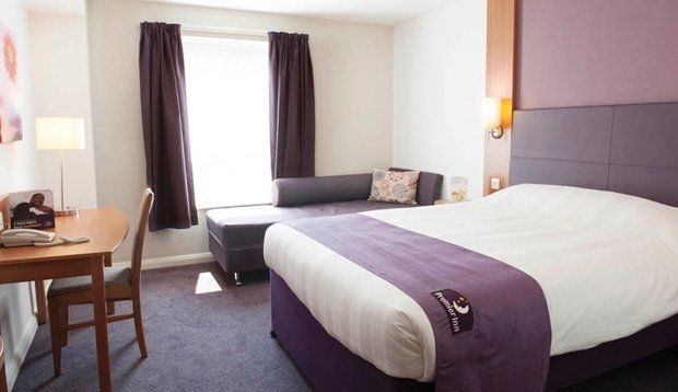 Premier Inn Huntingdon Ngoại thất bức ảnh